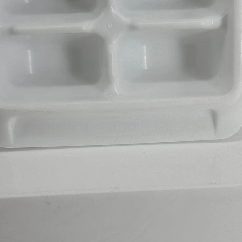 Rubbermaid classic ice